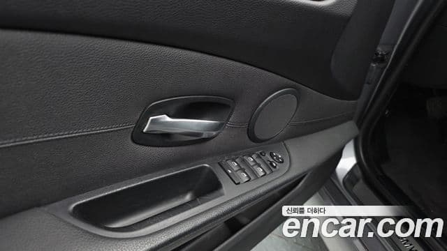 BMW 5시리즈 (E60) 528i седан, 2009 17