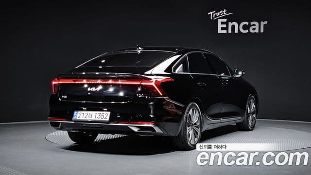 Kia K8 Signature, 2023 2