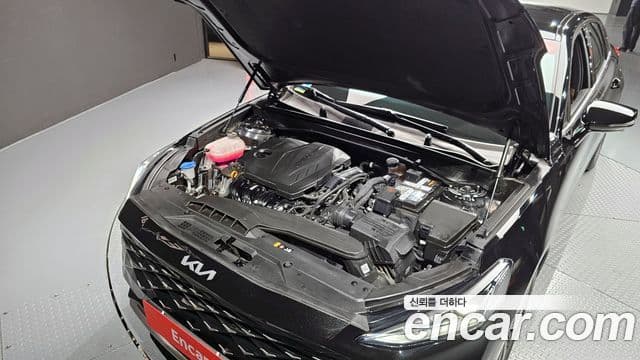 Kia K8 Signature, 2023 6