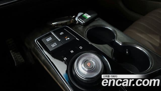 Kia K8 Signature, 2023 9