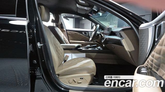 Kia K8 Signature, 2023 11