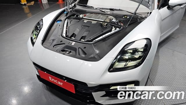 Porsche Panamera (976) 4.0 GTS, 2025 6