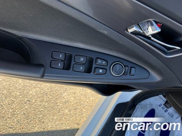 Hyundai Sonata гибрид Smart, 2014 16