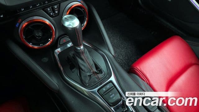 Chevrolet(GM대우) The / новый New 카마로 SS 6.2 V8 Volcano красный, 2021 9