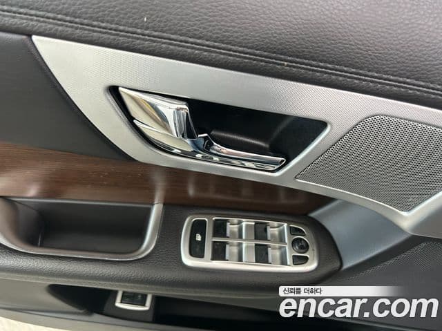 Jaguar New XF X250, 2014 8