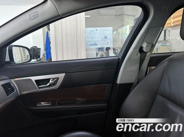 Jaguar New XF X250, 2014 9