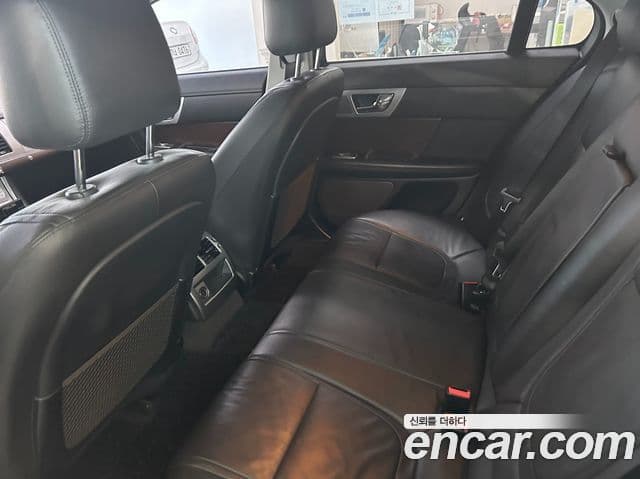 Jaguar New XF X250, 2014 11