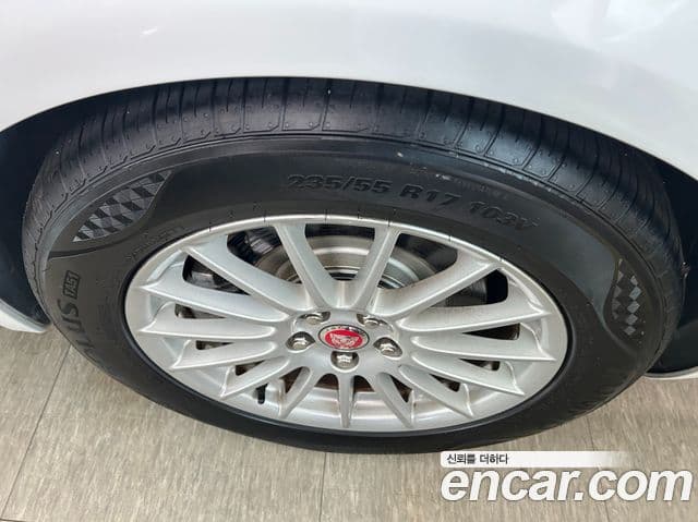 Jaguar New XF X250, 2014 16