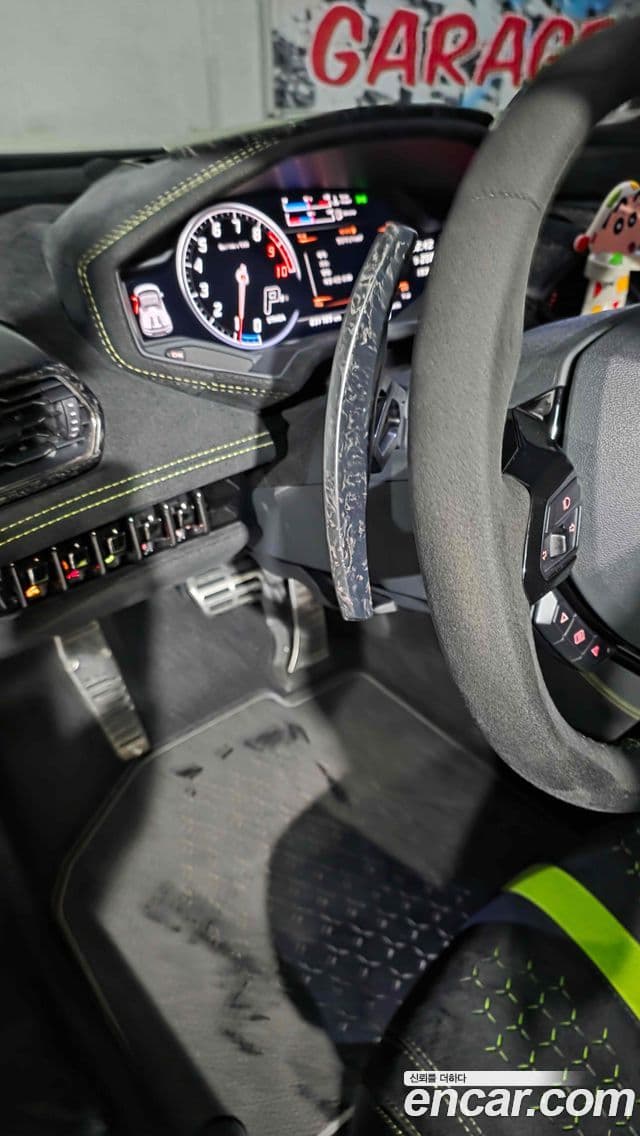 Lamborghini 우라칸 LP640-4 Spyder Performante, 2018 6