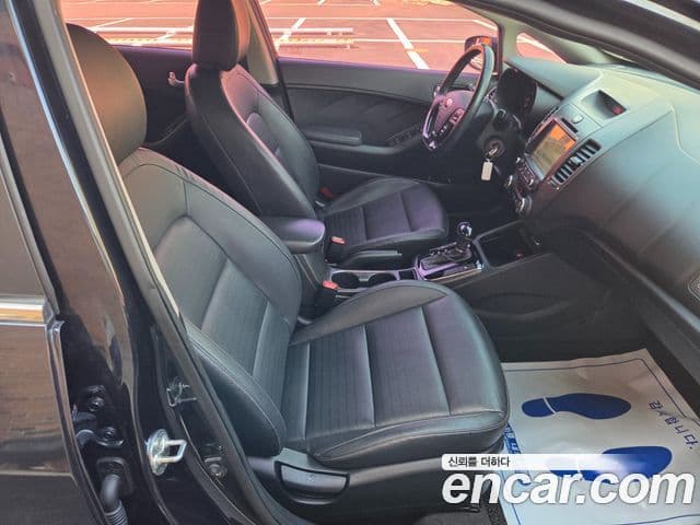 Kia The / новый New K3 Trendy, 2016 17