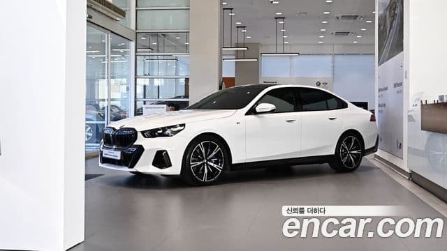 BMW 5시리즈 (G60) 530i xDrive M Sport, 2024 1