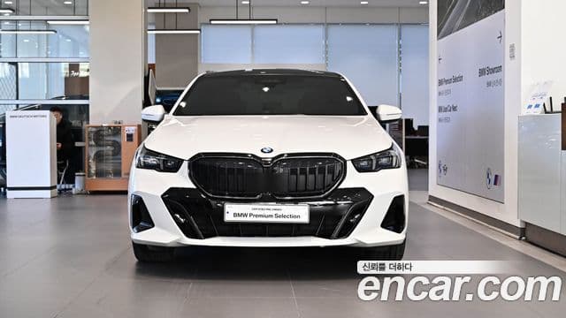 BMW 5시리즈 (G60) 530i xDrive M Sport, 2024 3