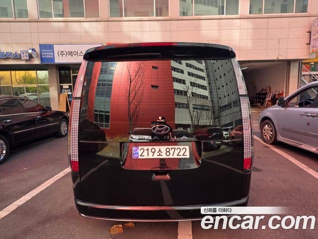 Hyundai Staria Inspiration, 2022 4