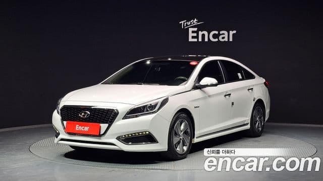 Hyundai LF Sonata гибрид Modern Special, 2017 1