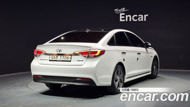 Hyundai LF Sonata гибрид Modern Special, 2017 2