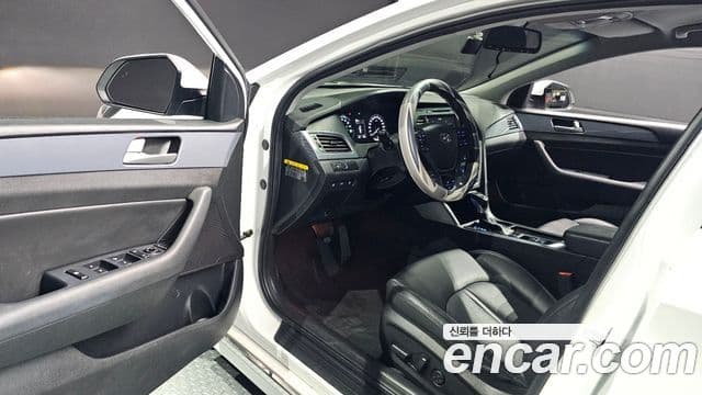 Hyundai LF Sonata гибрид Modern Special, 2017 12