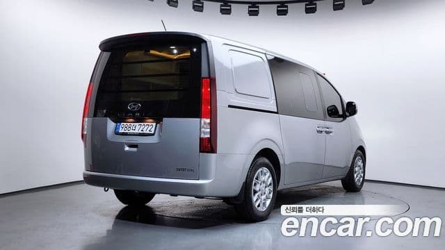 Hyundai Staria компания по спецнадстройкам, 2022 2