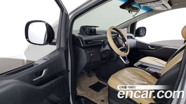 Hyundai Staria компания по спецнадстройкам, 2022 10