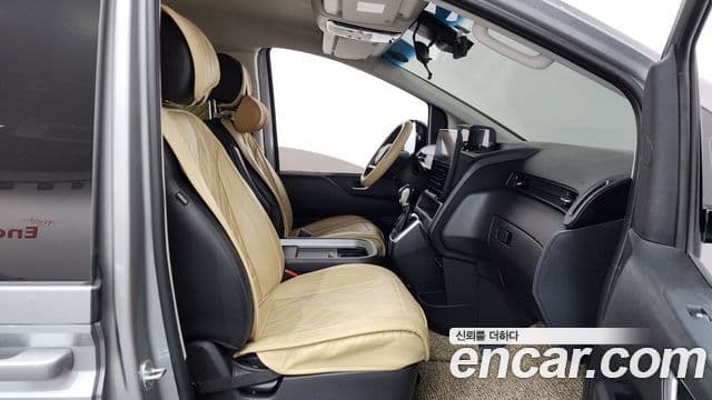 Hyundai Staria компания по спецнадстройкам, 2022 11