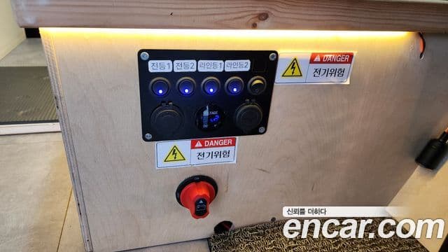 Hyundai Staria компания по спецнадстройкам, 2022 18