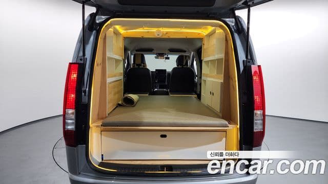 Hyundai Staria компания по спецнадстройкам, 2022 20