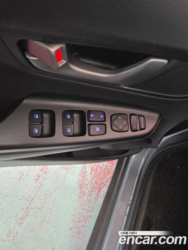 Hyundai Kona Modern tech, 2018 11