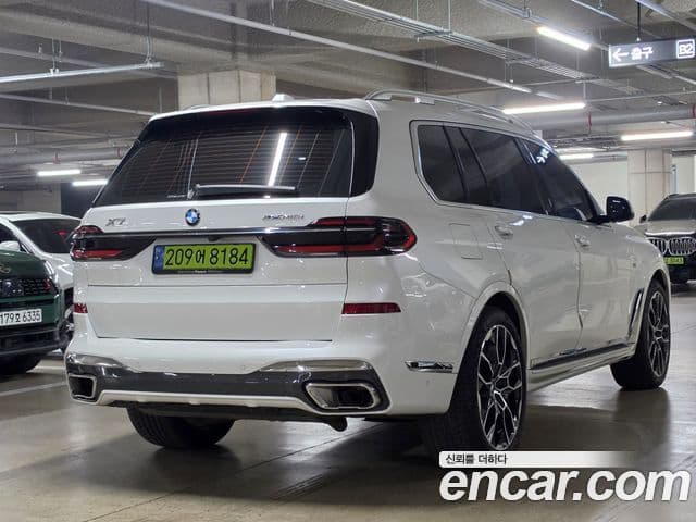BMW X7 (G07) xDrive 40i M Sport 6인승, 2024 2