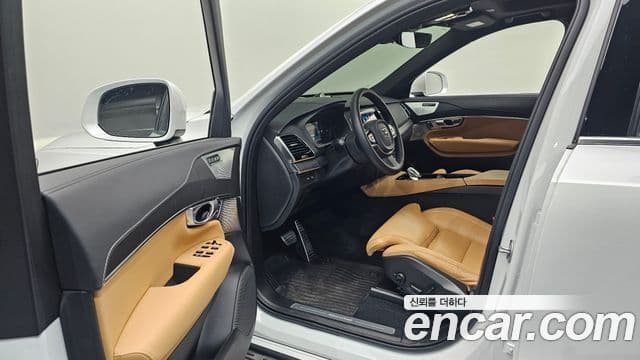 Volvo XC90 2세대 T8 Ultimate Bright гибрид, 2024 10
