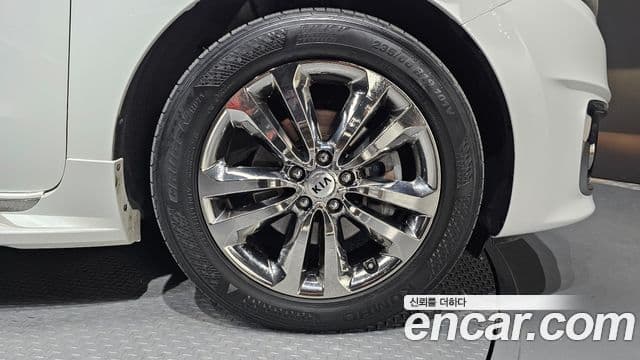 Kia All New Carnival Noblesse, 2016 все фото