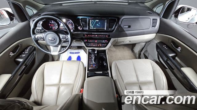 Kia All New Carnival Noblesse, 2016 7