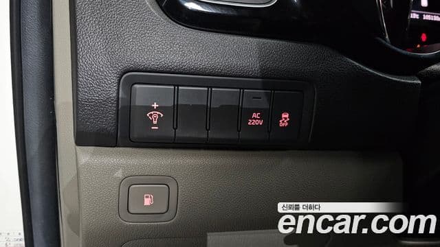 Kia All New Carnival Noblesse, 2016 13
