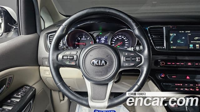 Kia All New Carnival Noblesse, 2016 14