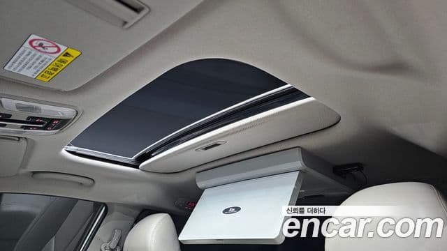 Kia All New Carnival Noblesse, 2016 17