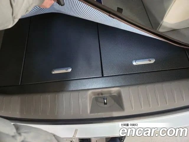 Kia Carnival 4세대 бензин 4인승 High Limousine (компания по спецнадстройкам), 2023 18