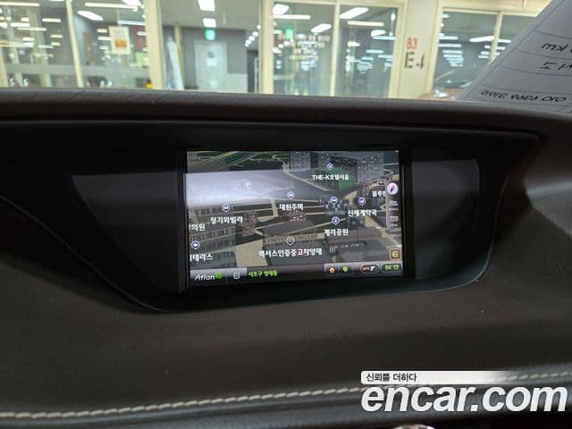 Lexus New ES300h XV60, 2018 11