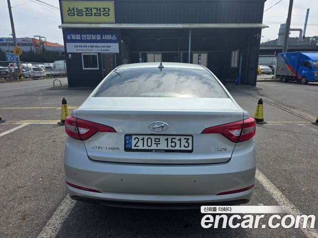 Hyundai LF Sonata Style, 2016 4