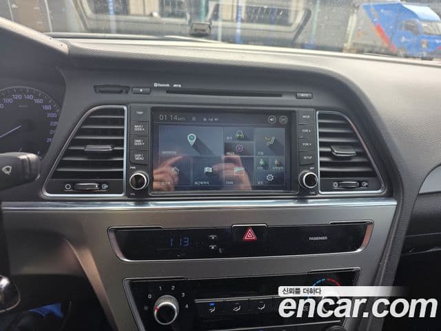 Hyundai LF Sonata Style, 2016 12