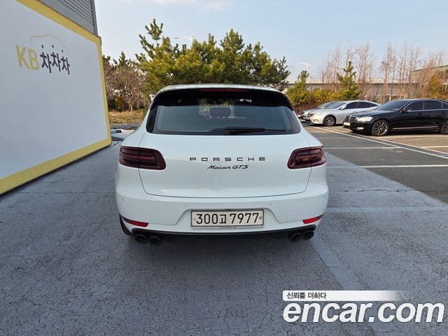 Porsche Macan 95B, 2017 все фото