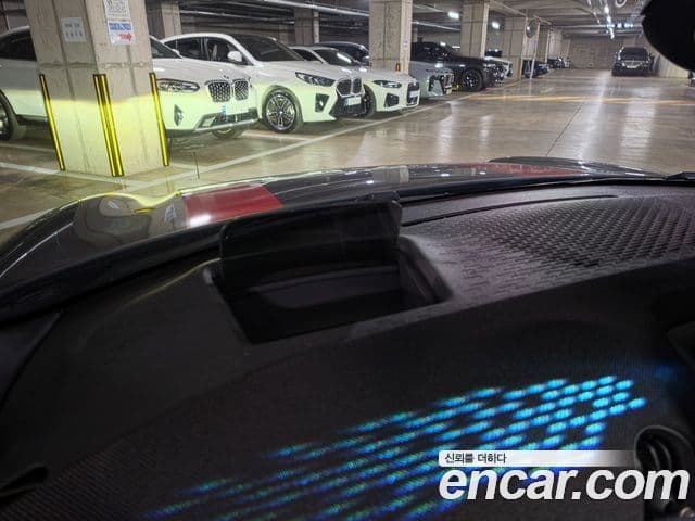 Mini Cooper S 4세대 JCW, 2025 12