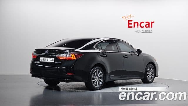 Lexus New ES300h XV60, 2017 2