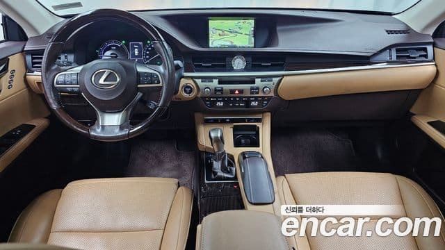 Lexus New ES300h XV60, 2017 7