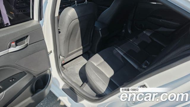 Hyundai The / новый New Avante AD Style, 2019 10