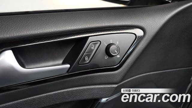 Volkswagen Гольф 7세대, 2014 17