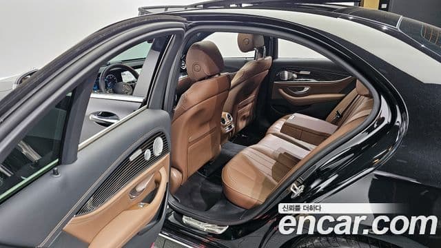 Mercedes-Benz E-класс W213 Exclusive, 2021 11