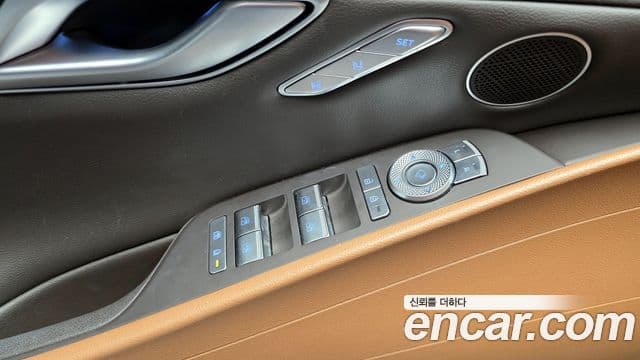 Genesis G80 (RG3) бензин 2.5 турбо AWD, 2023 14