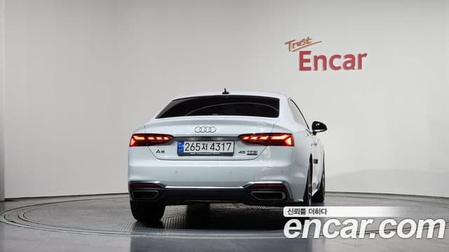 Audi A5 (F5) 45 TFSI Quattro купе, 2021 4