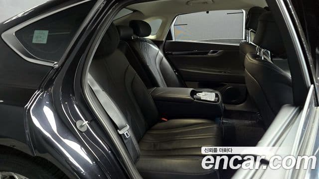 Genesis G80 (RG3) бензин 3.5 турбо AWD, 2021 12