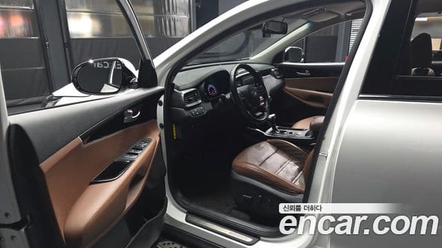 Kia The / новый New Sorento Master, 2020 10