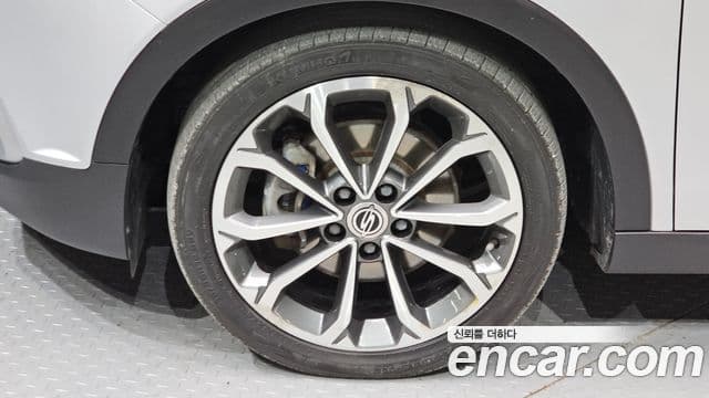 KG모빌리티(SsangYong) Tivoli Air 1.6 IX 4WD, 2018 все фото