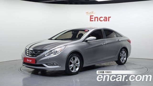 Hyundai YF Sonata топовая версия, 2010 1